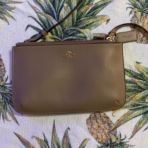 Coach Handbags - Coach Shoulder Bag